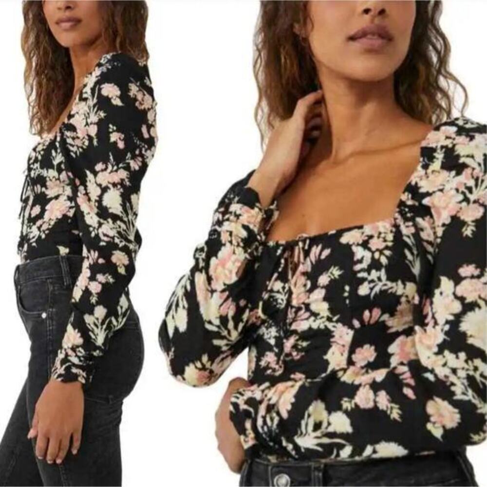 Free People Hilary Floral print keyhole Lolita neck top size Medium msrp $98 New